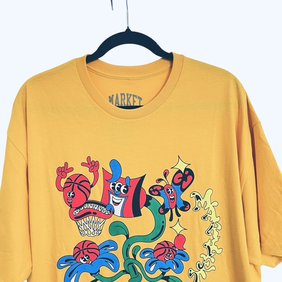 Market Studios XL Unisex T-Shirt Tend The Market Graphic Tee Yellow Multi  New - Picture 4 of 10